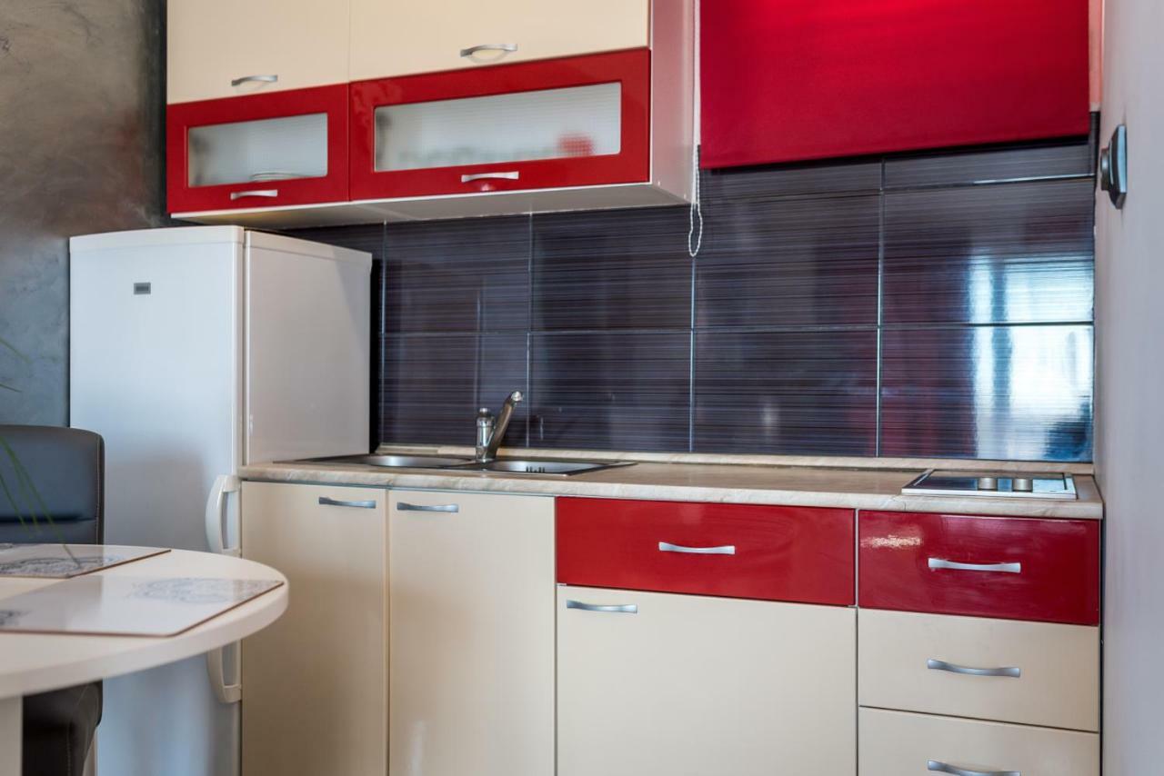 Luena Apartment Grebastica Exterior photo